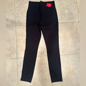 Spanx Leggings With Pockets